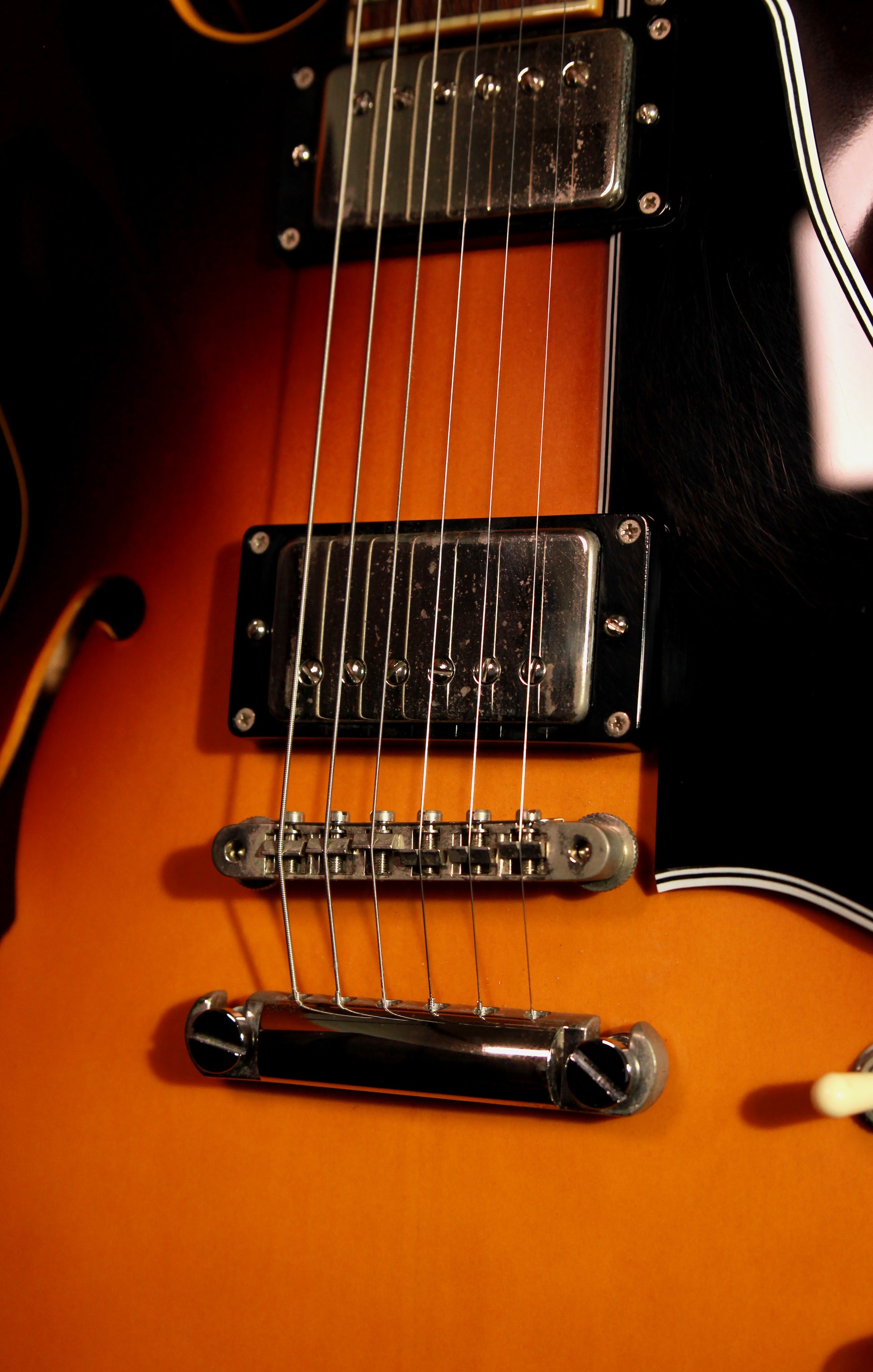 Edwards by ESP E-SA-125 LTS ES-335 3 Tone Sunburst