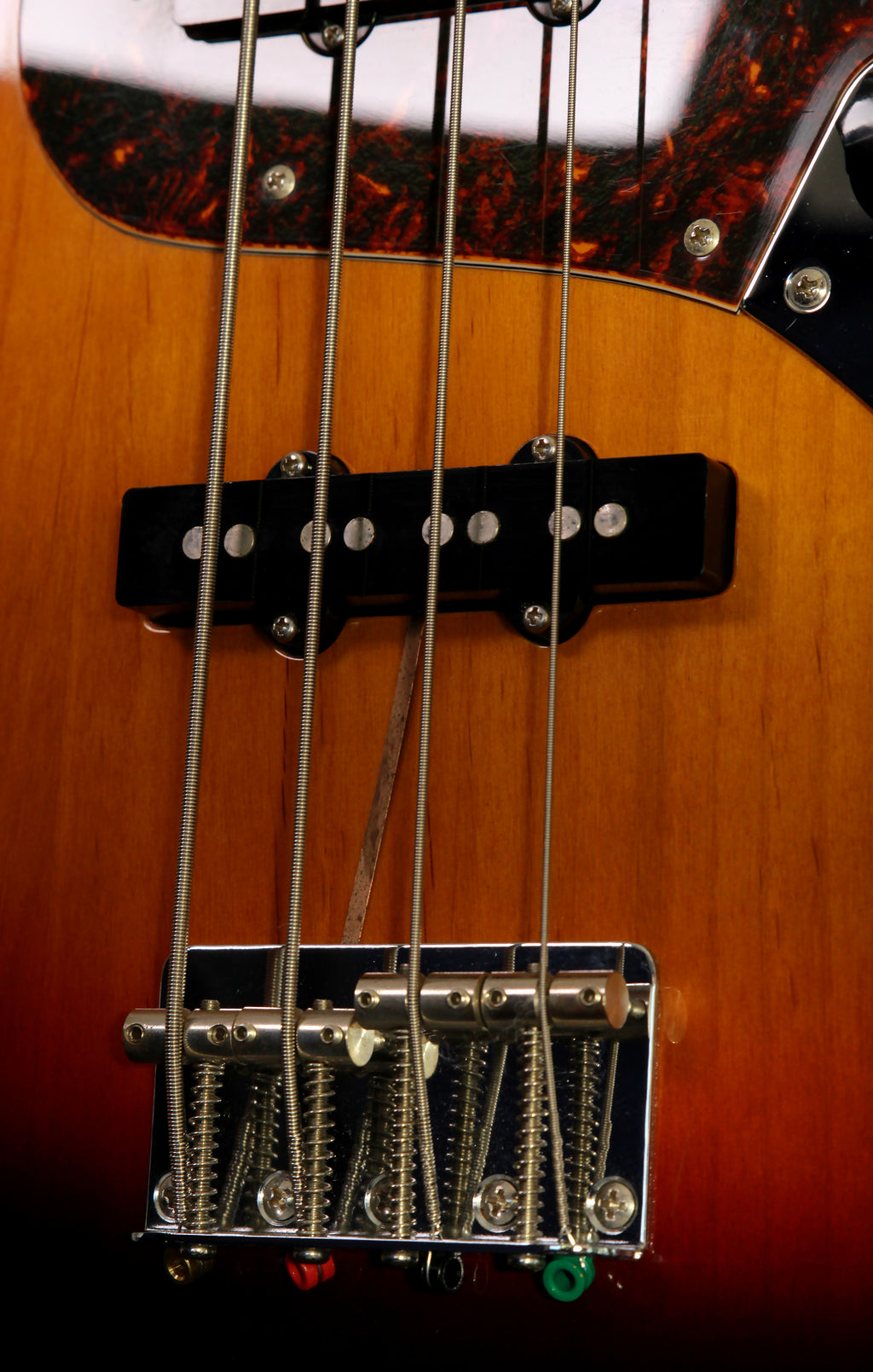 Fender Japan Jazz Bass ‘62 Reissue JB62 Sunburst