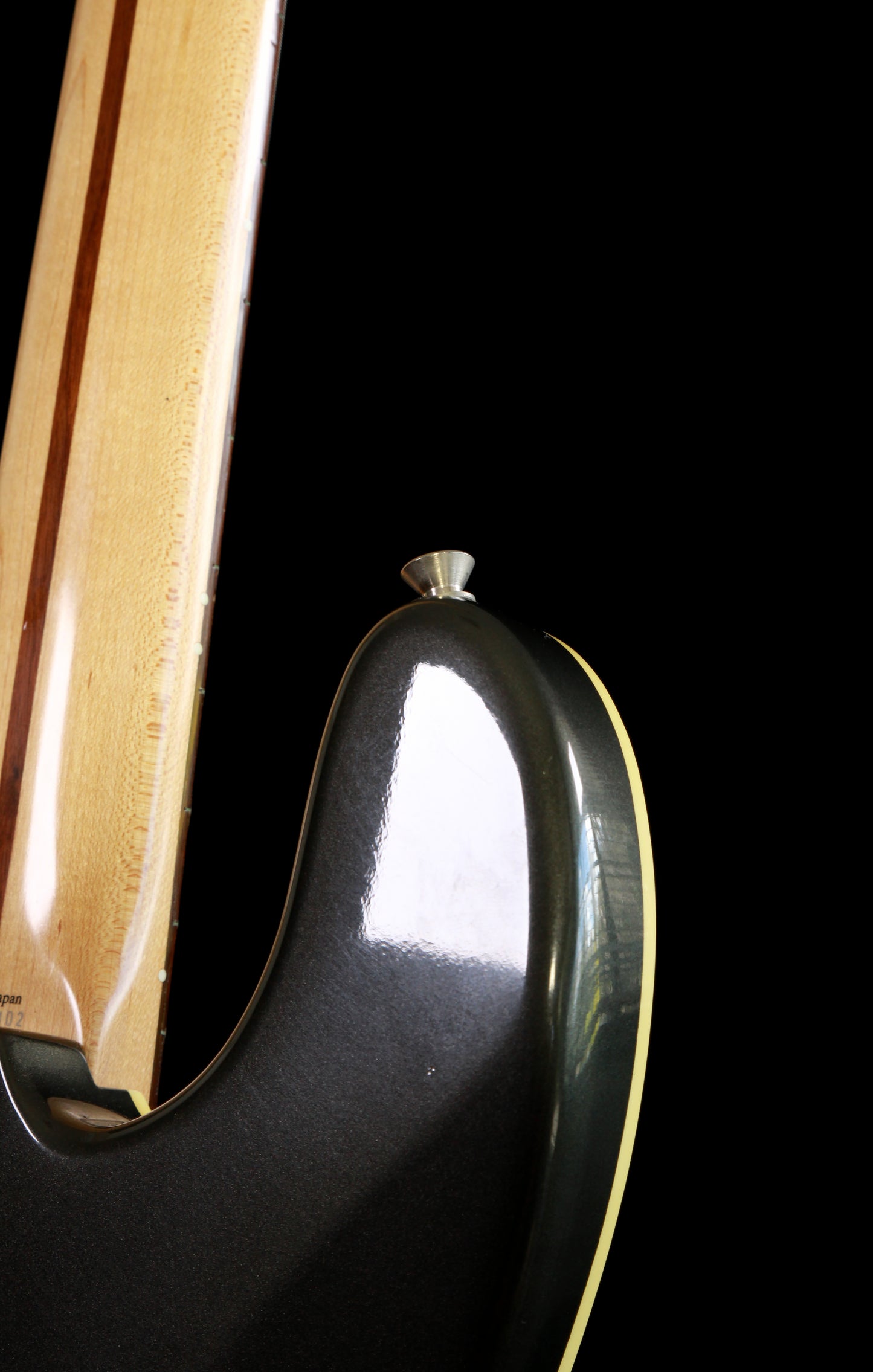 Fender Aerodyne Jazz Bass Dolphin Grey
