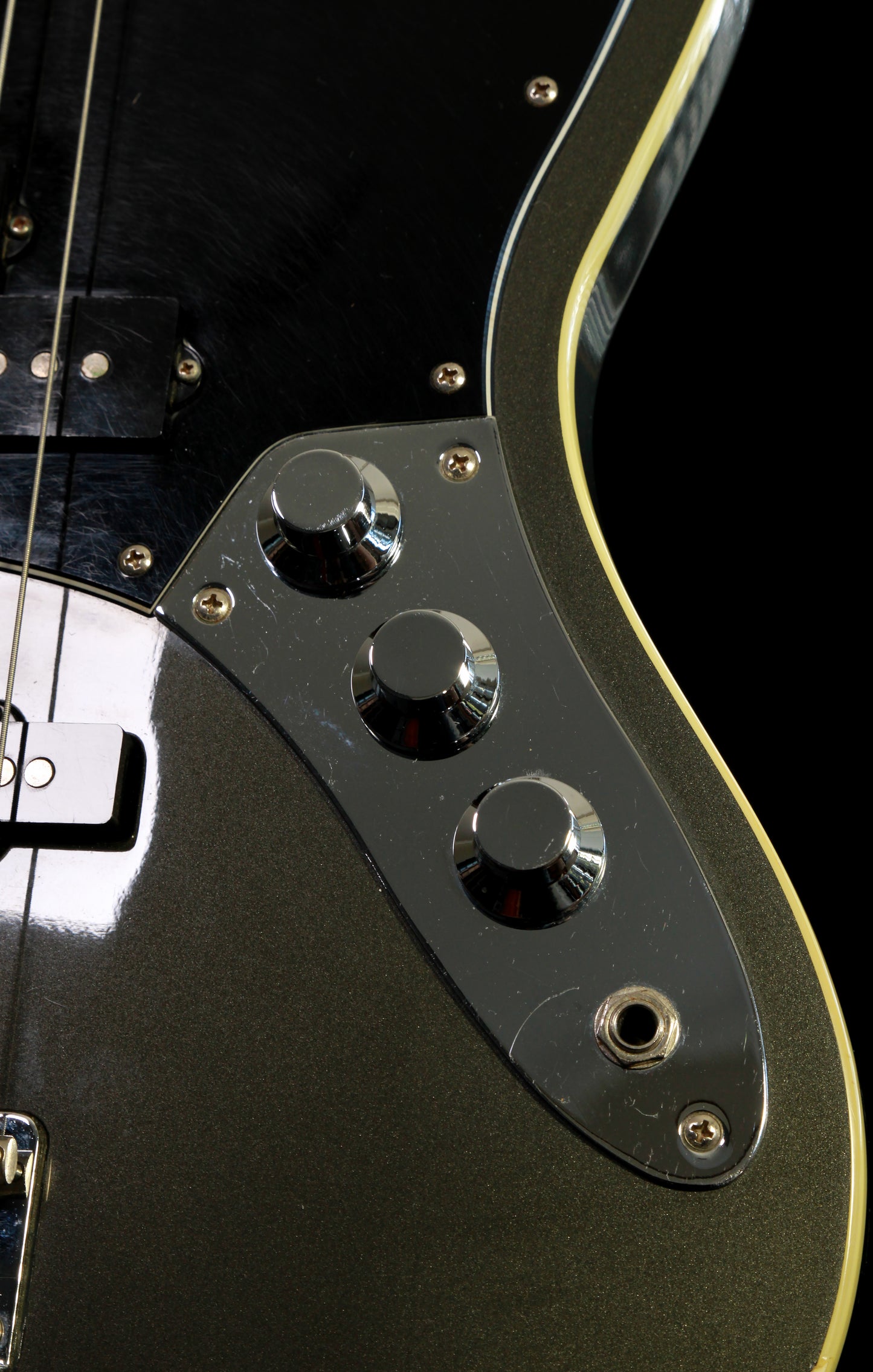 Fender Aerodyne Jazz Bass Dolphin Grey