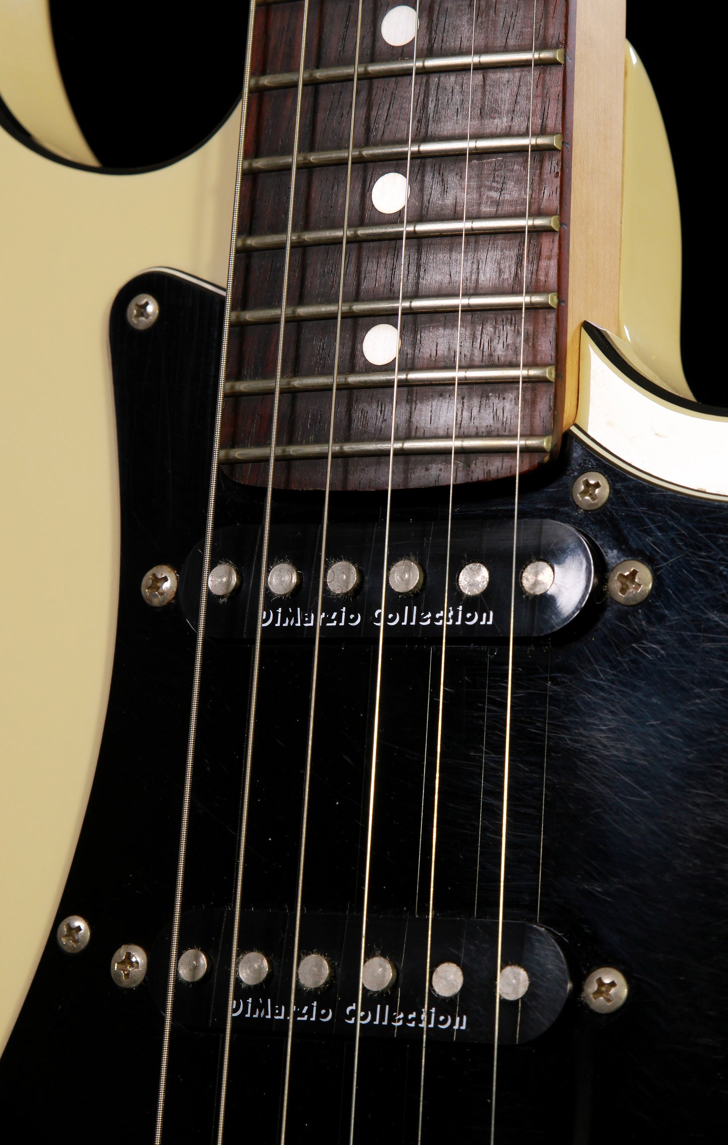 Fender Aerodyne Stratocaster AST-DMC HSS Vintage White