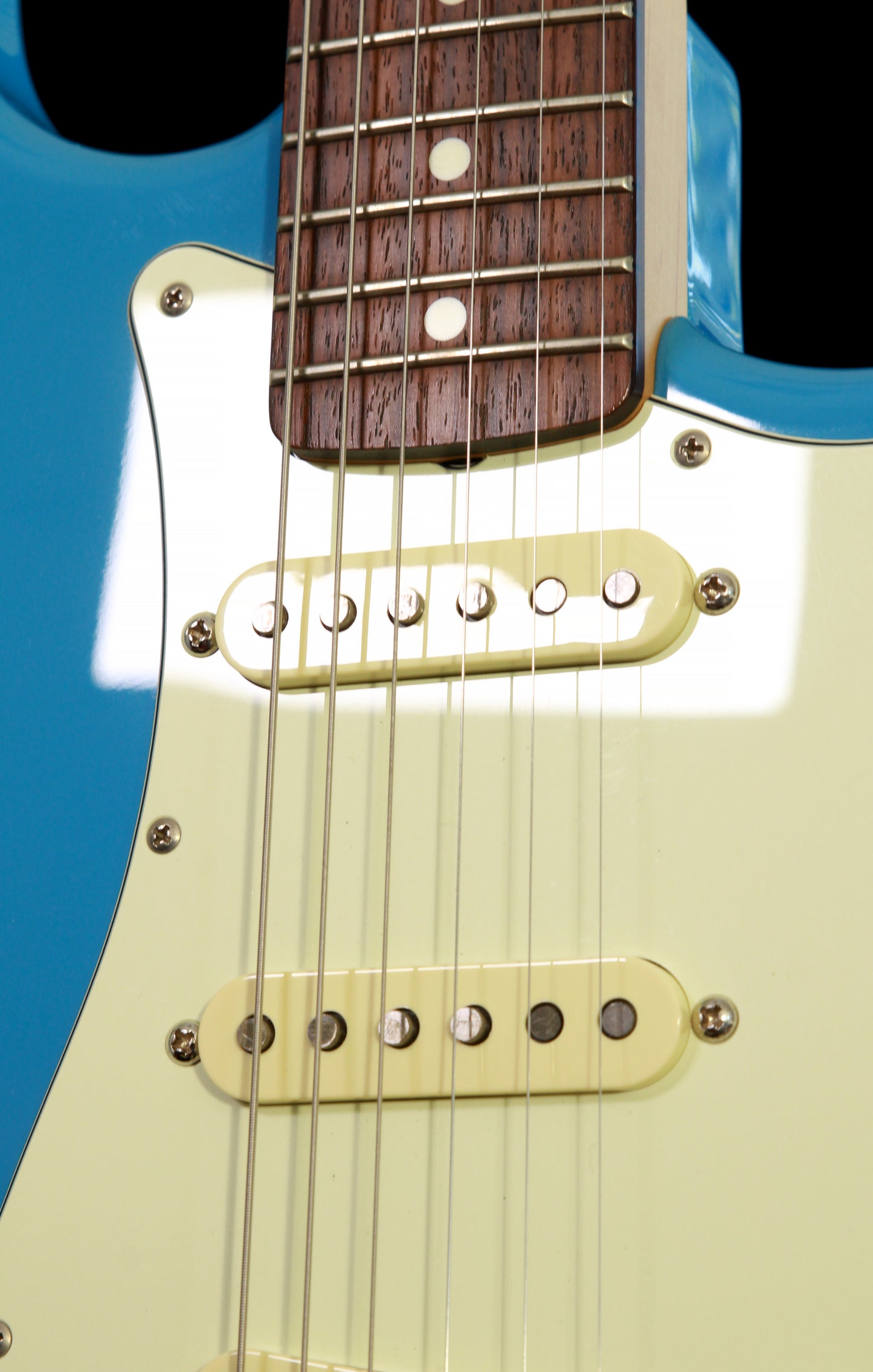 Fender Made In Japan Hybrid 60s Stratocaster California Blue