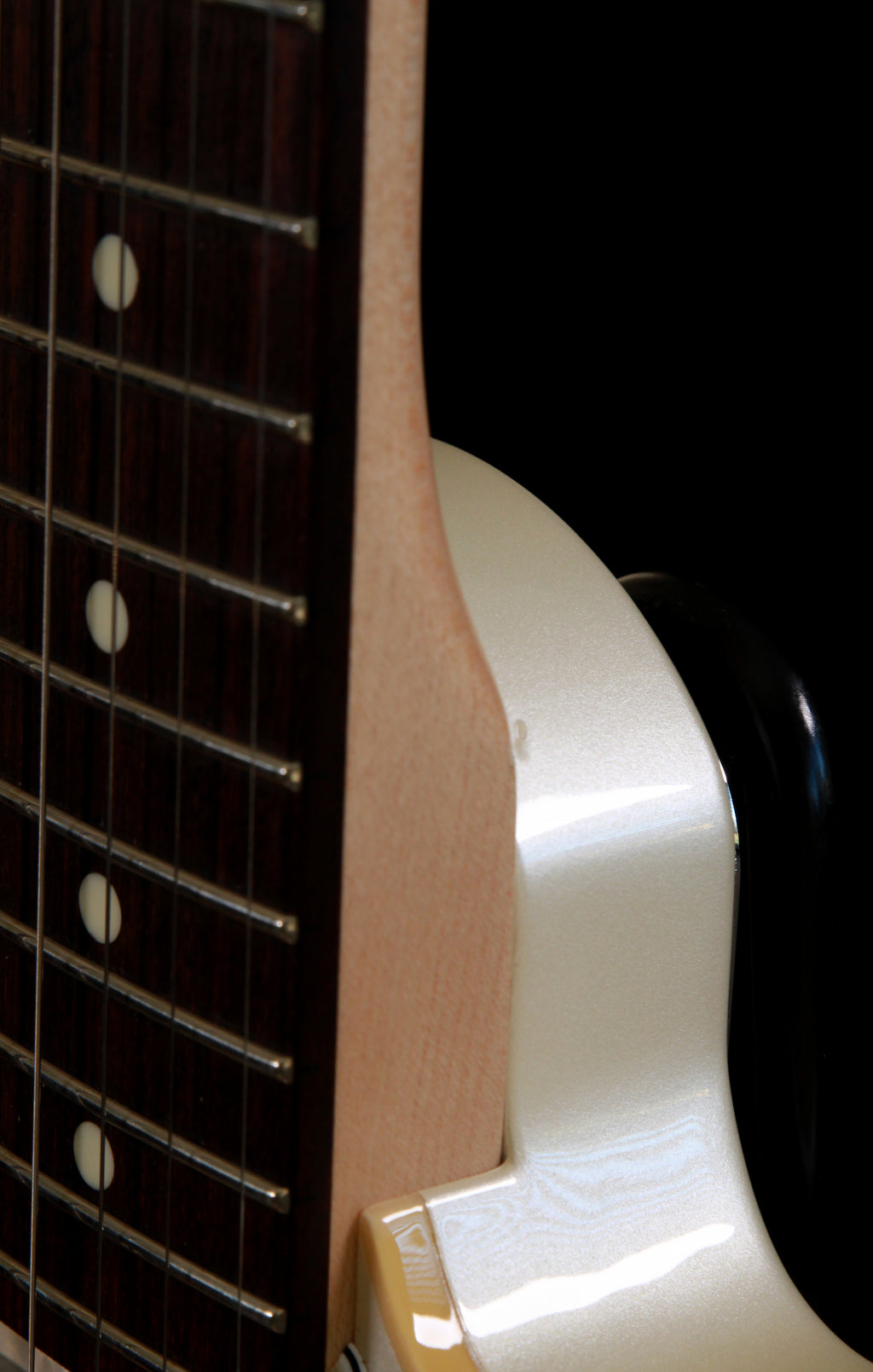 Fender Japan Modern Telecaster Olympic Pearl w/ Pearloid Pickguard