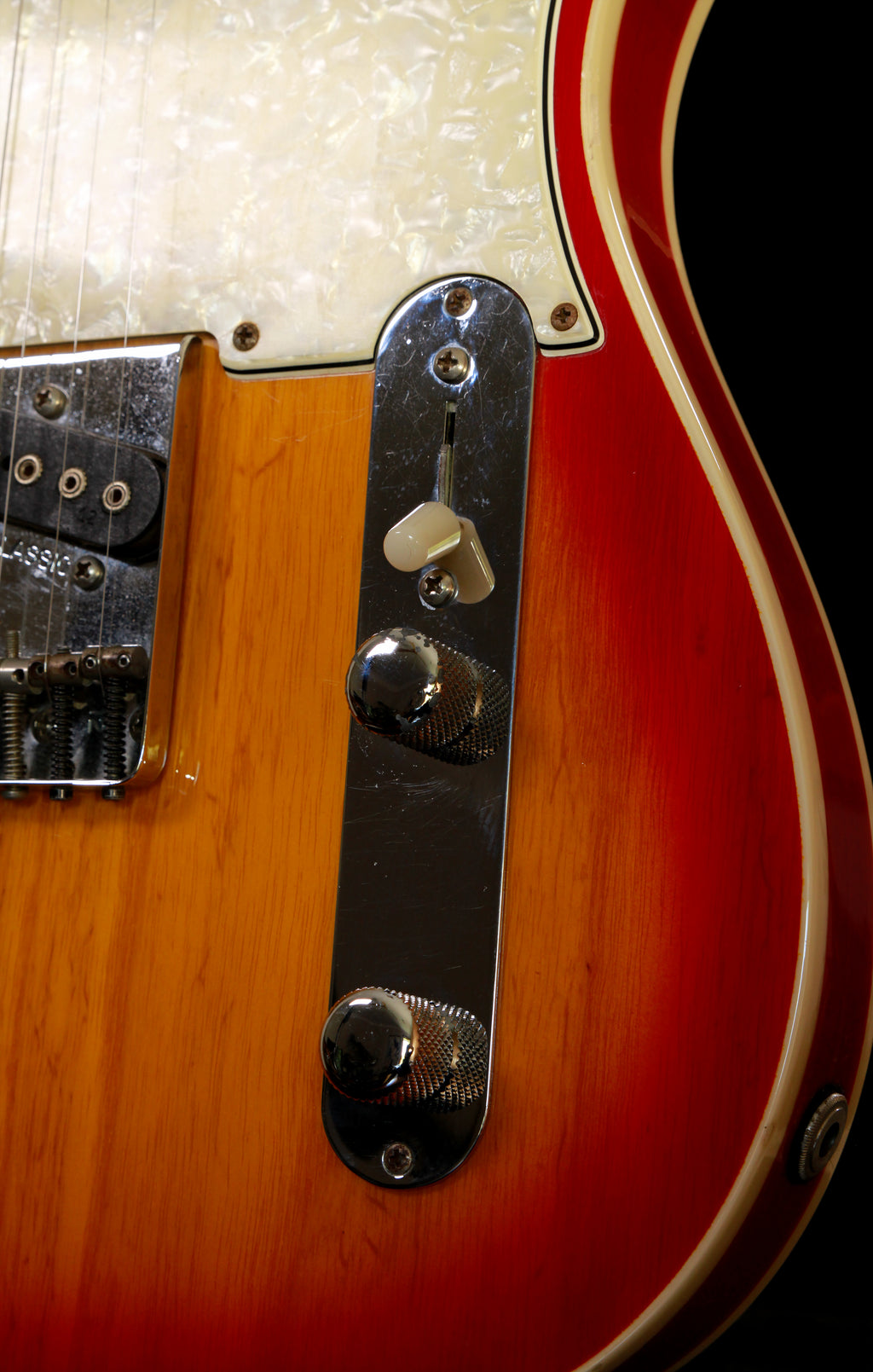 G&L USA ASAT Cherry Sunburst