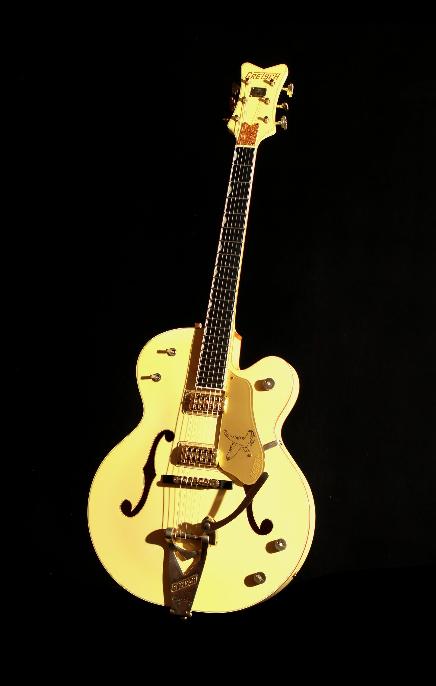 Gretsch G6136T LTV White Falcon