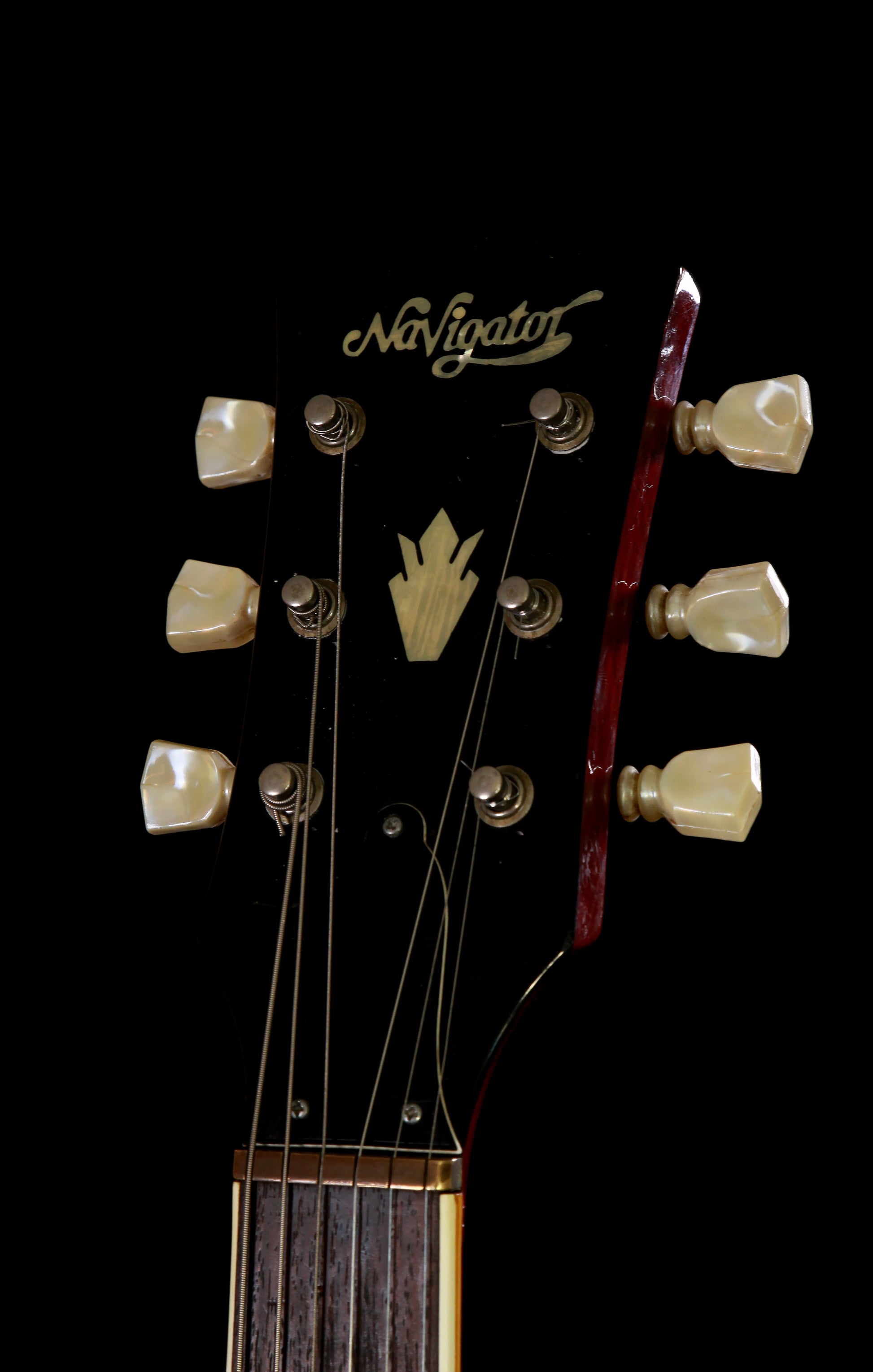 Navigator Limited Edition 'N' 335 Hollowbody Cherry 1980s