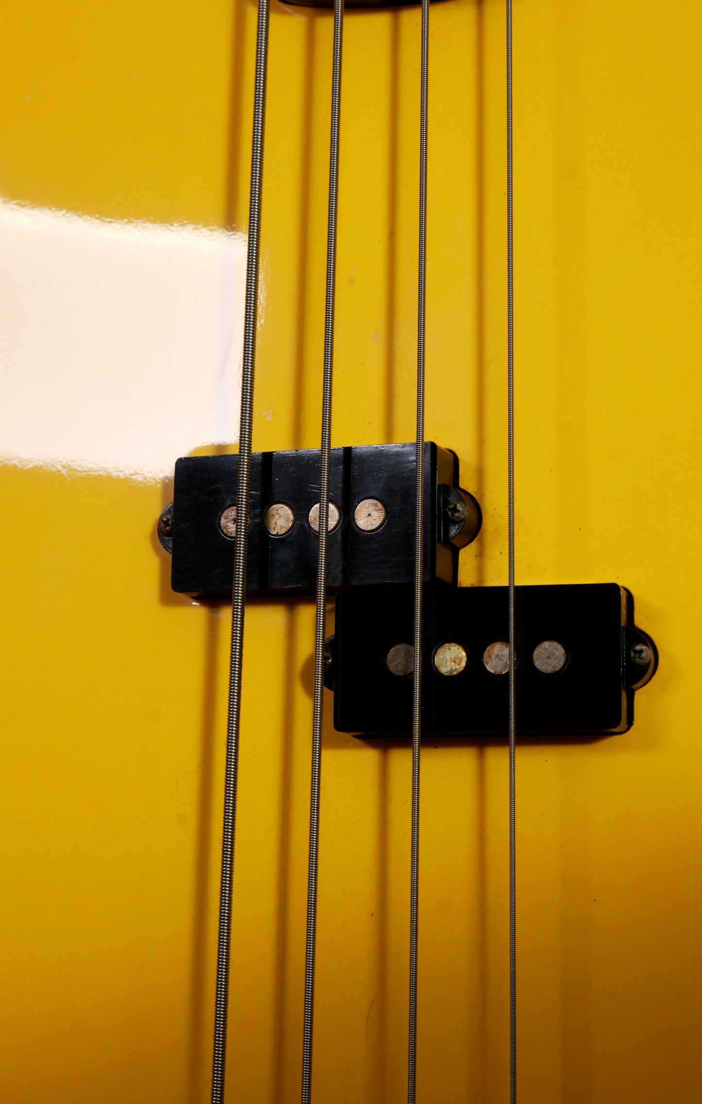 Fender Japan Precision Bass PB-551 Decal Yellow Fujigen