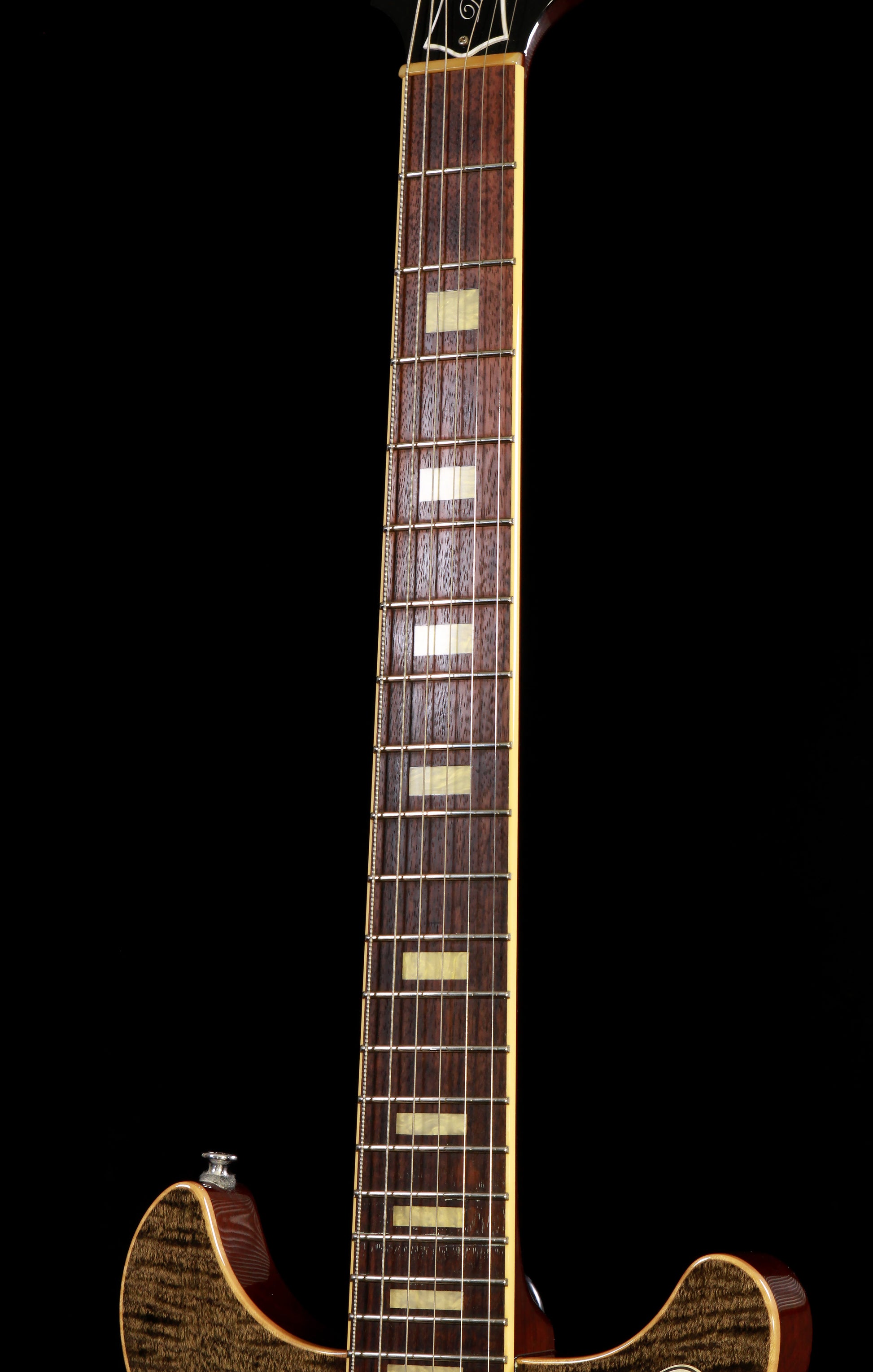 SeventySeven Guitars Albatross DX