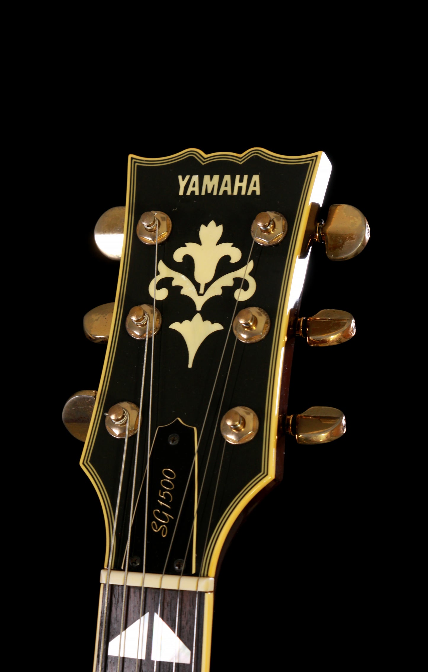 Yamaha SG-1500 Oil Stain