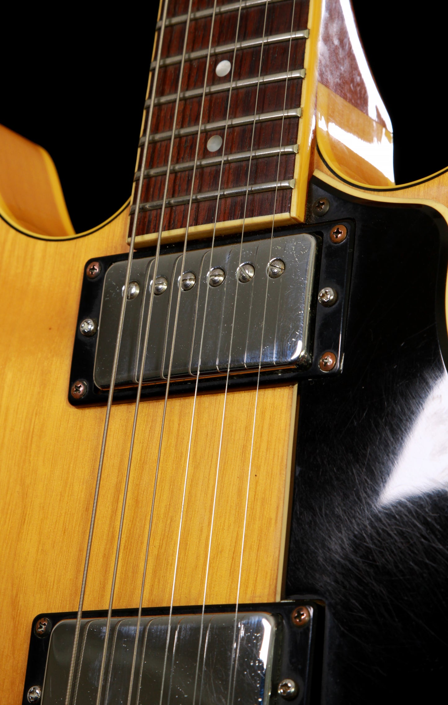 Yamaha SA700 Super Axe Natural